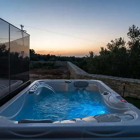 Dias * Ретимно (Крит)