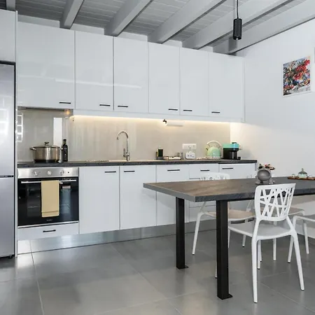Dias Apartment